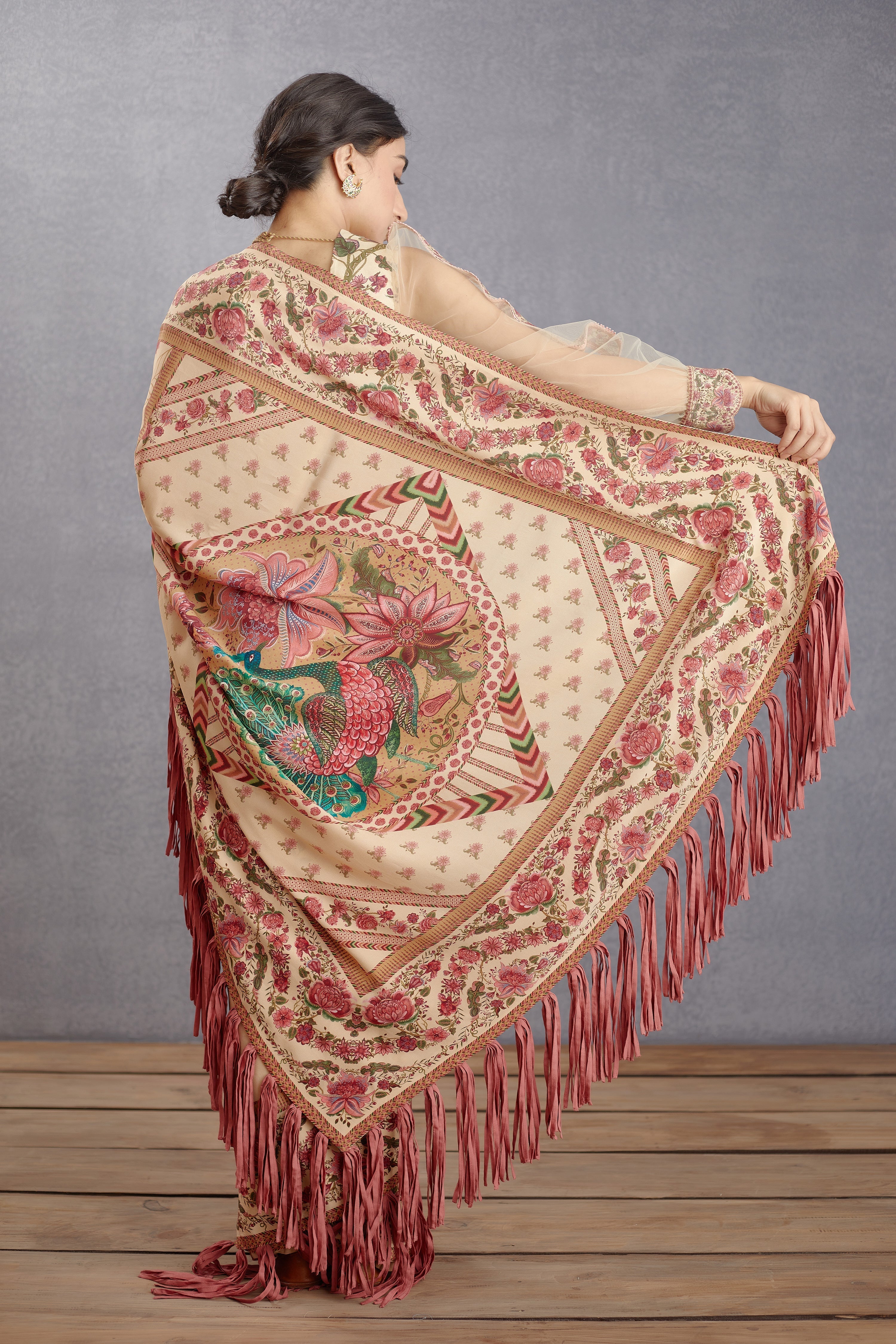 Kasturi Taahira Saree