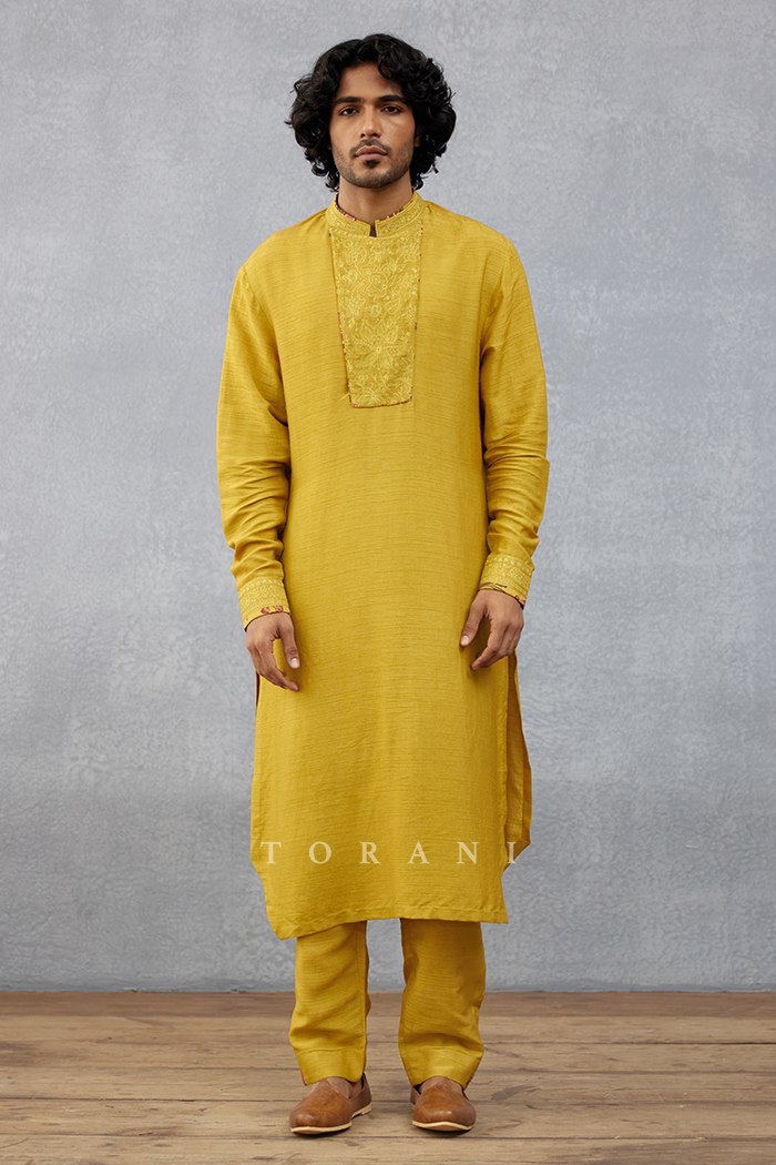 Sunehra Paarth Kurta Set