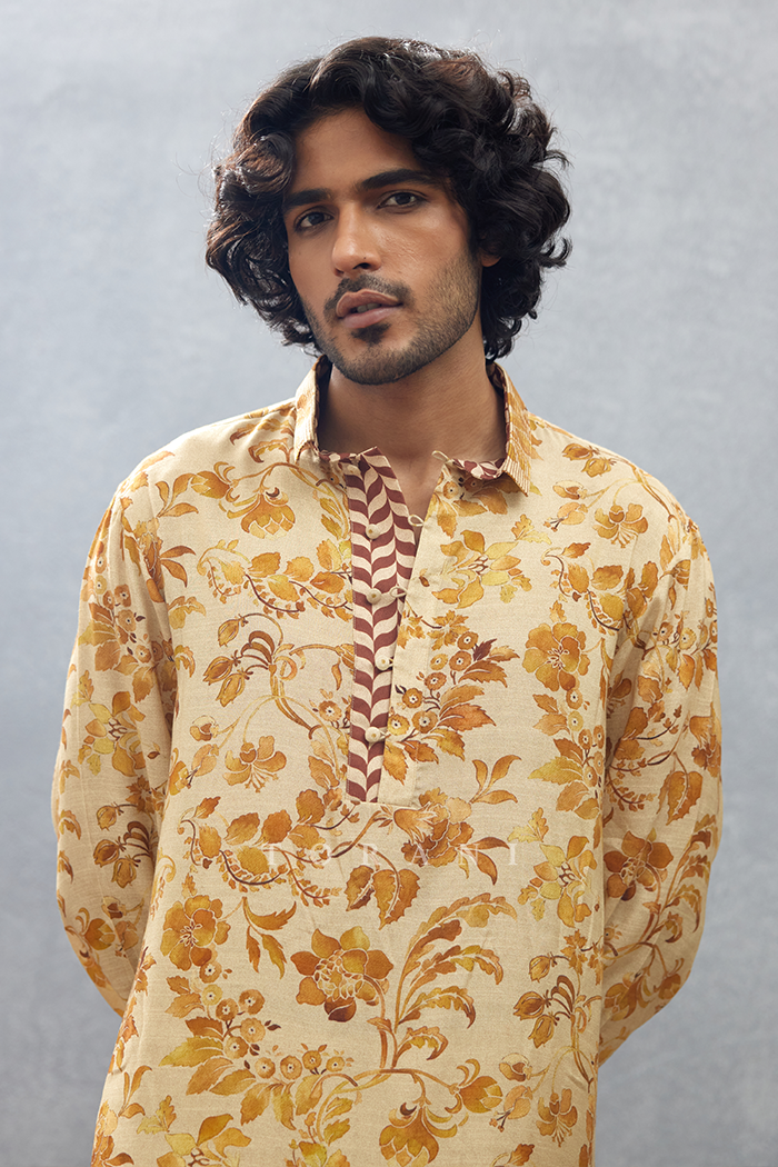 Dahliya Aahan Bandi Set