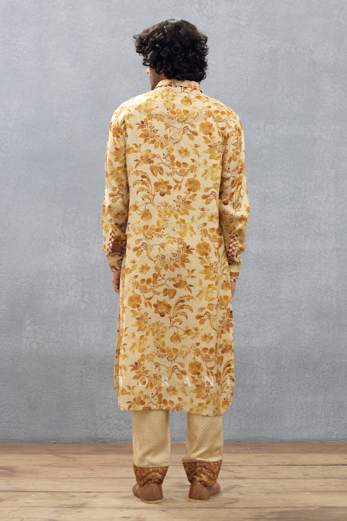 Dahliya Aahan Bandi Set