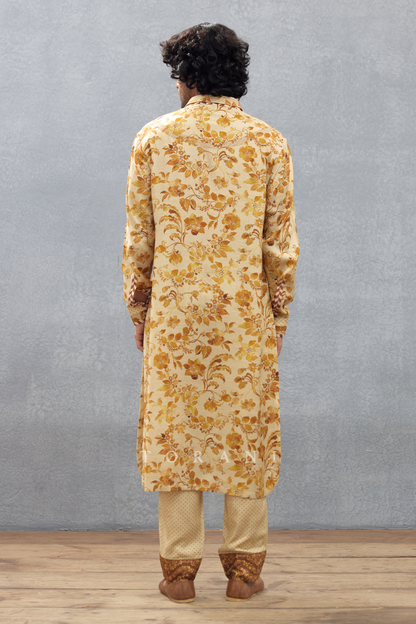 Dahliya Aahan Bandi Set