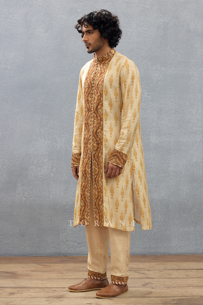 Dahliya Pravir Kurta Set