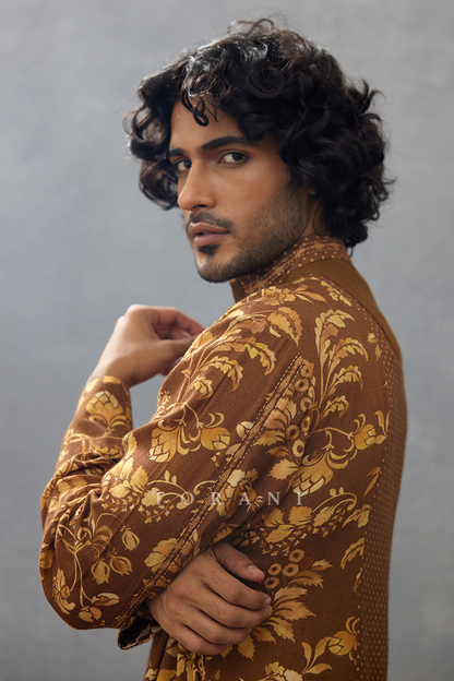 Dahliya Ashvath Kurta Set