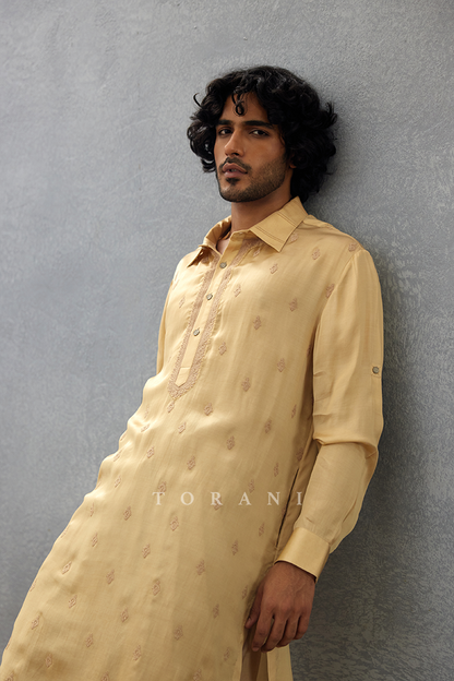 Mradu Rafik Dhoti Set