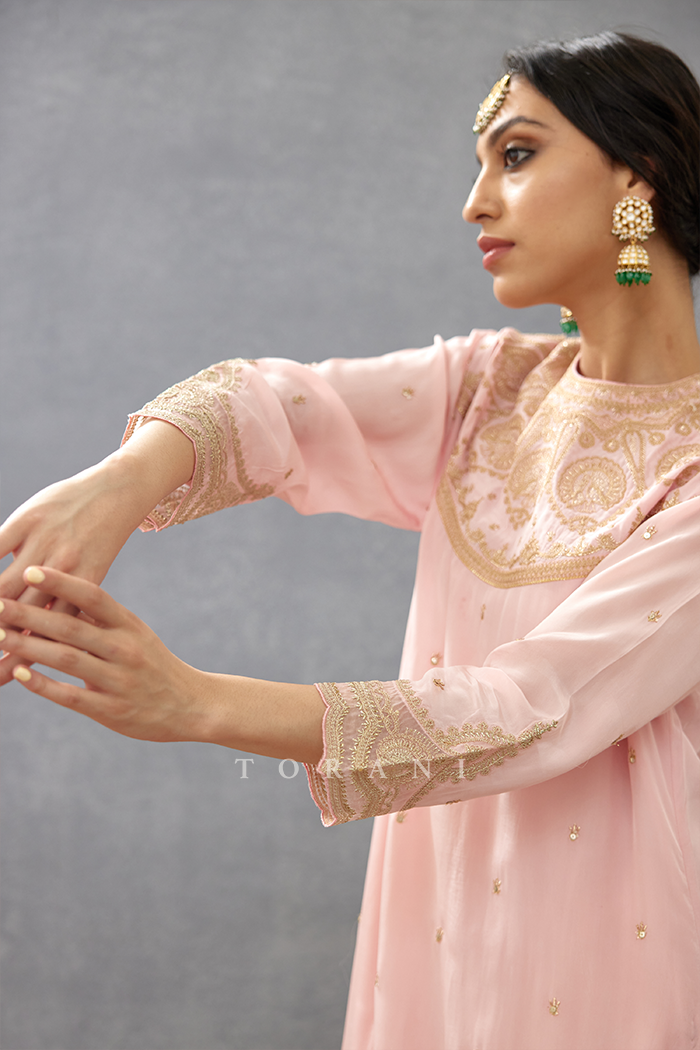 Gul-Mohar Urvi Kurta Set