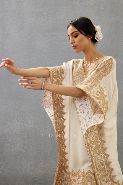 Gul-Bano Aaira Kaftan Set