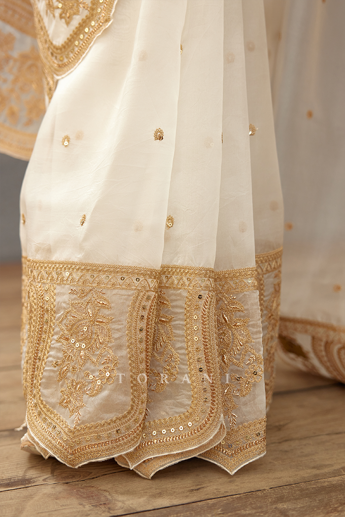 Gul-Bano Yashaswini Saree