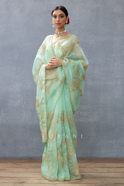 Gul-Neer Daavya Saree