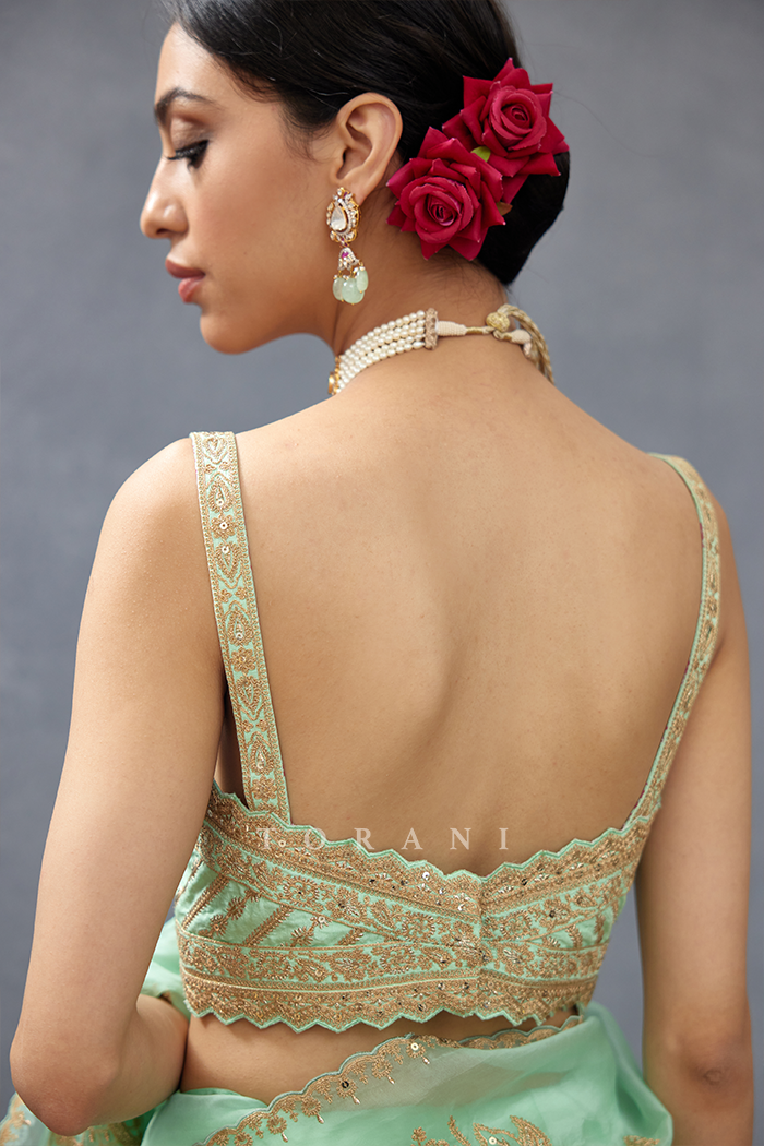 Gul-Neer Daavya Saree