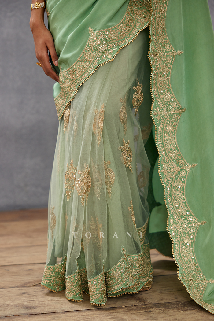 Gul-Neer Yuvani Saree