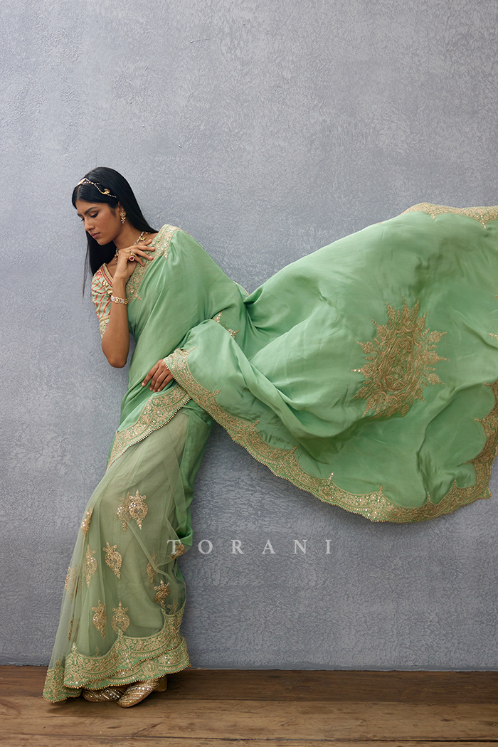 Gul-Neer Yuvani Saree