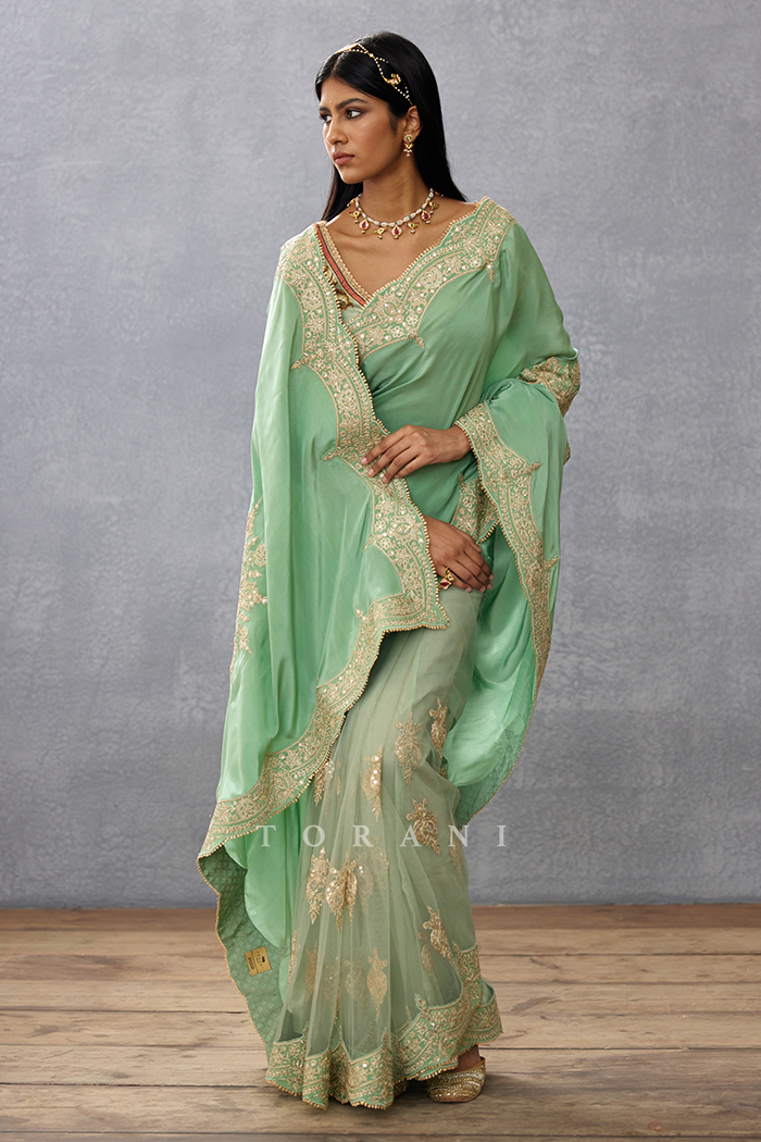 Gul-Neer Yuvani Saree