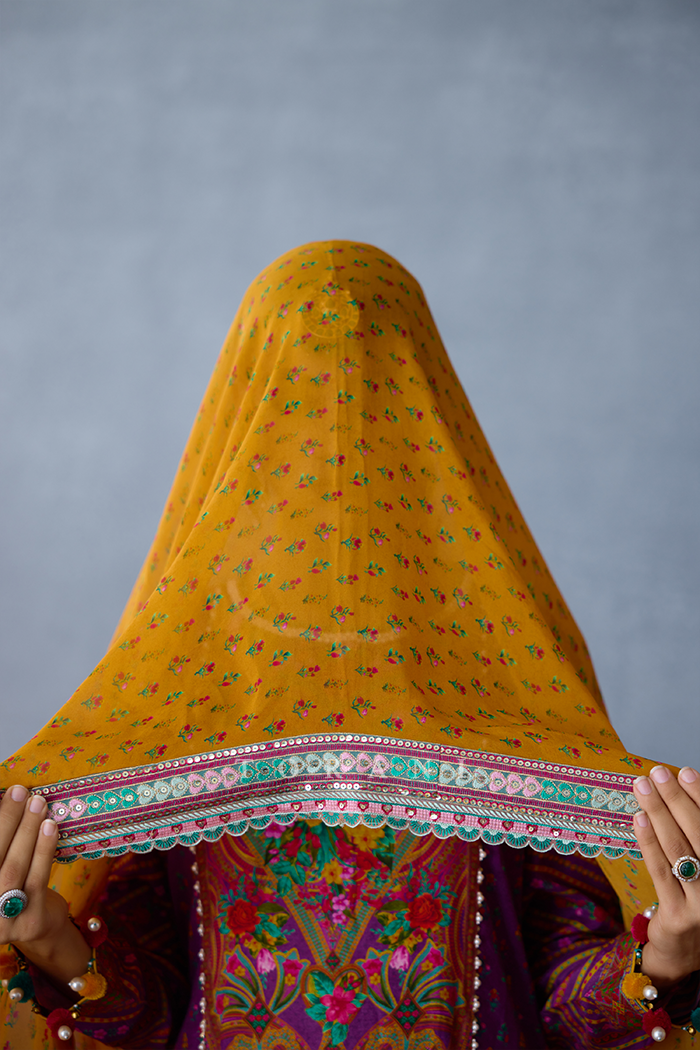 Dil Seher Areeba Odhni