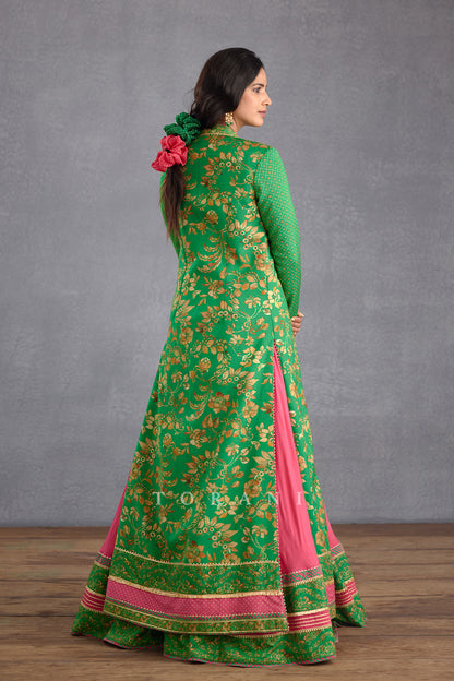 Rang Naaz Raabia Jacket Set