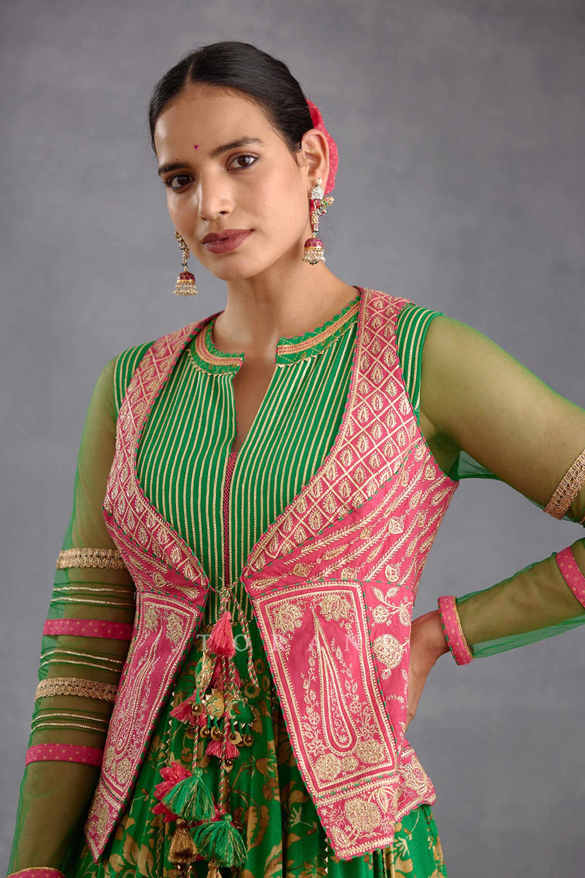 Rang Raas Shirin Jacket