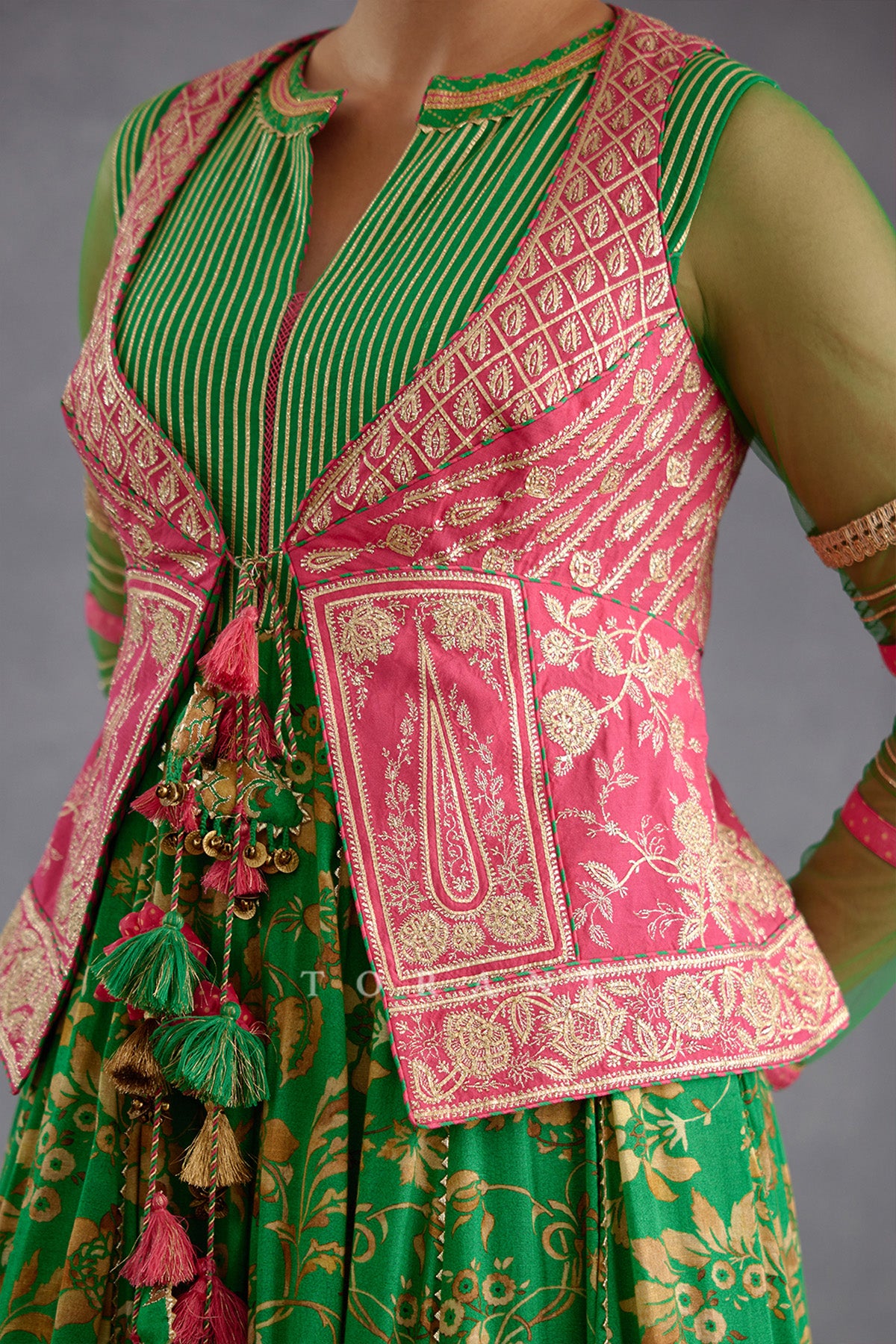 Rang Raas Shirin Jacket