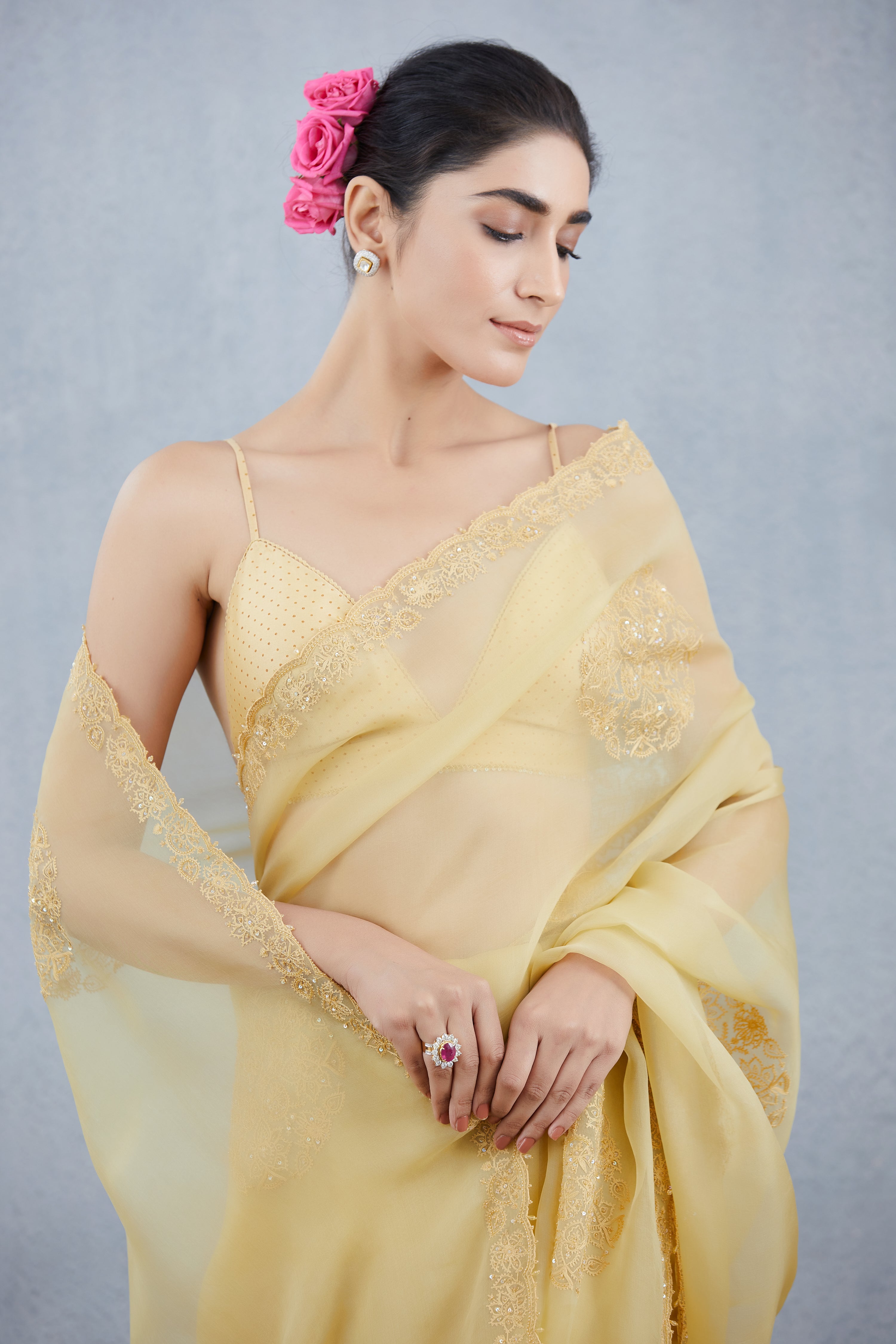 Sunehra Aadira Saree