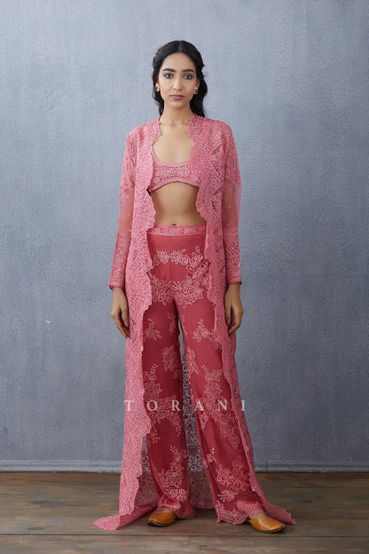 Gulaab Daavya Cape Set