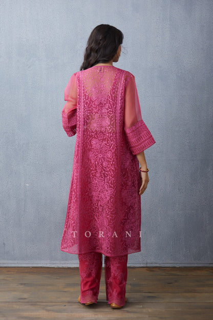 Gulkand Paavni Cape Set