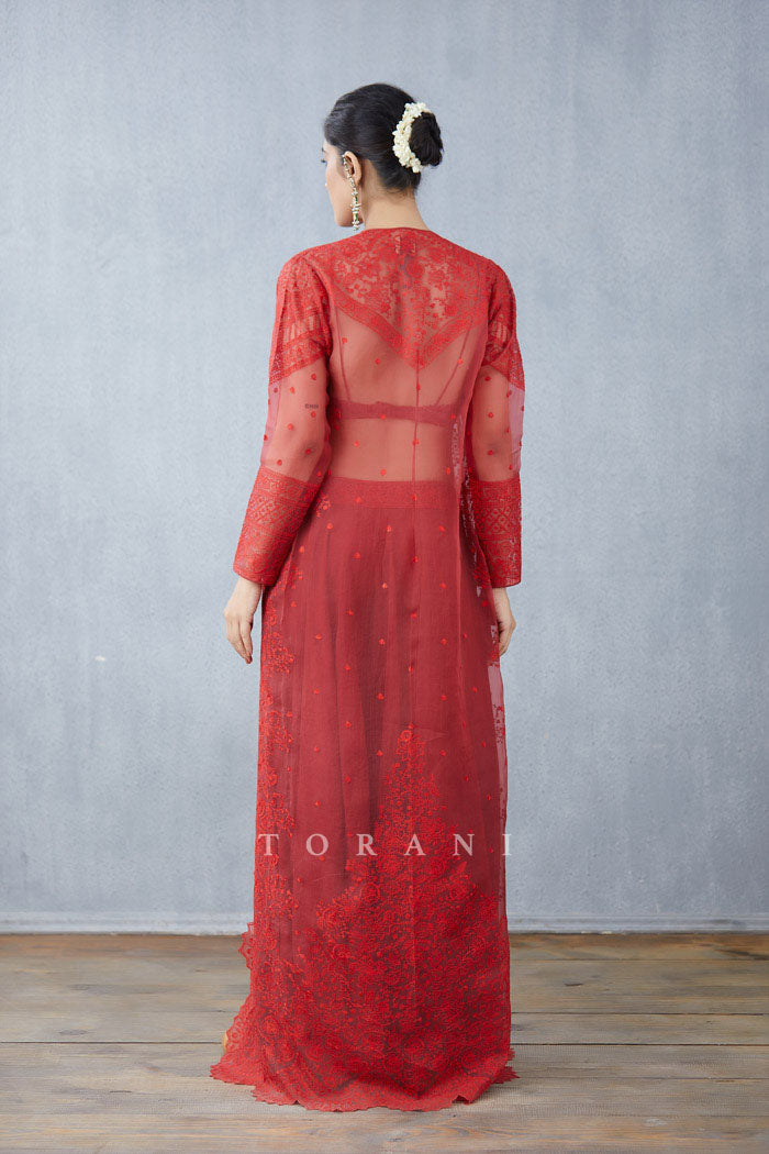 Surkh Daavya Cape Set