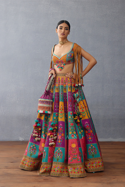 Dil Rang Jayera Lehenga Set