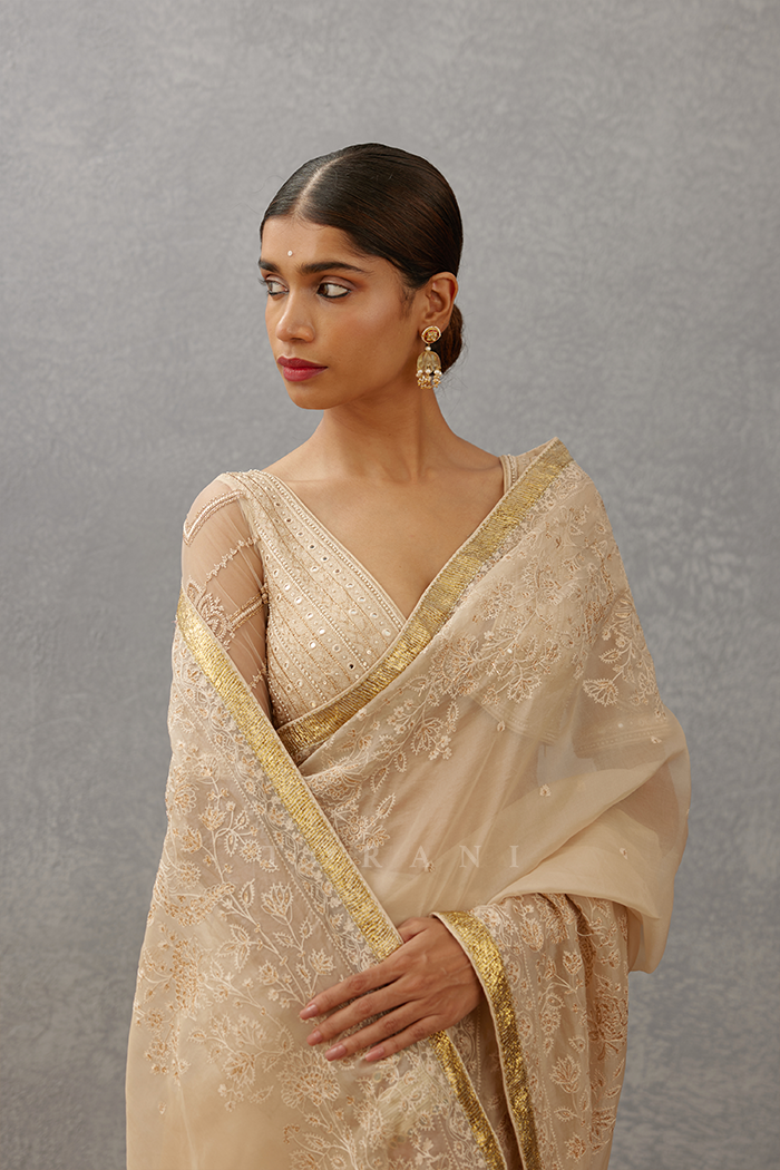 Aabid Chand Set For Him and Her