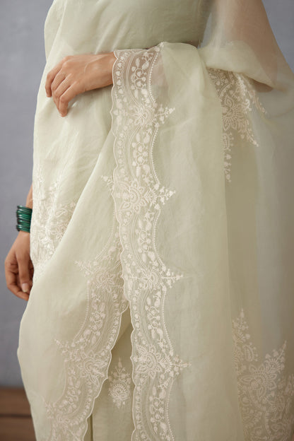 Jaituni Yuvani Saree