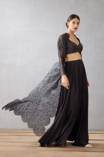 Gulghast Daavya Cape