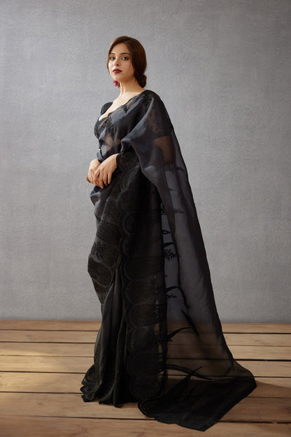 Neha Singh In Our Gulghast Geetika Saree Set