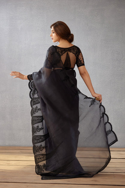 Neha Singh In Our Gulghast Geetika Saree Set