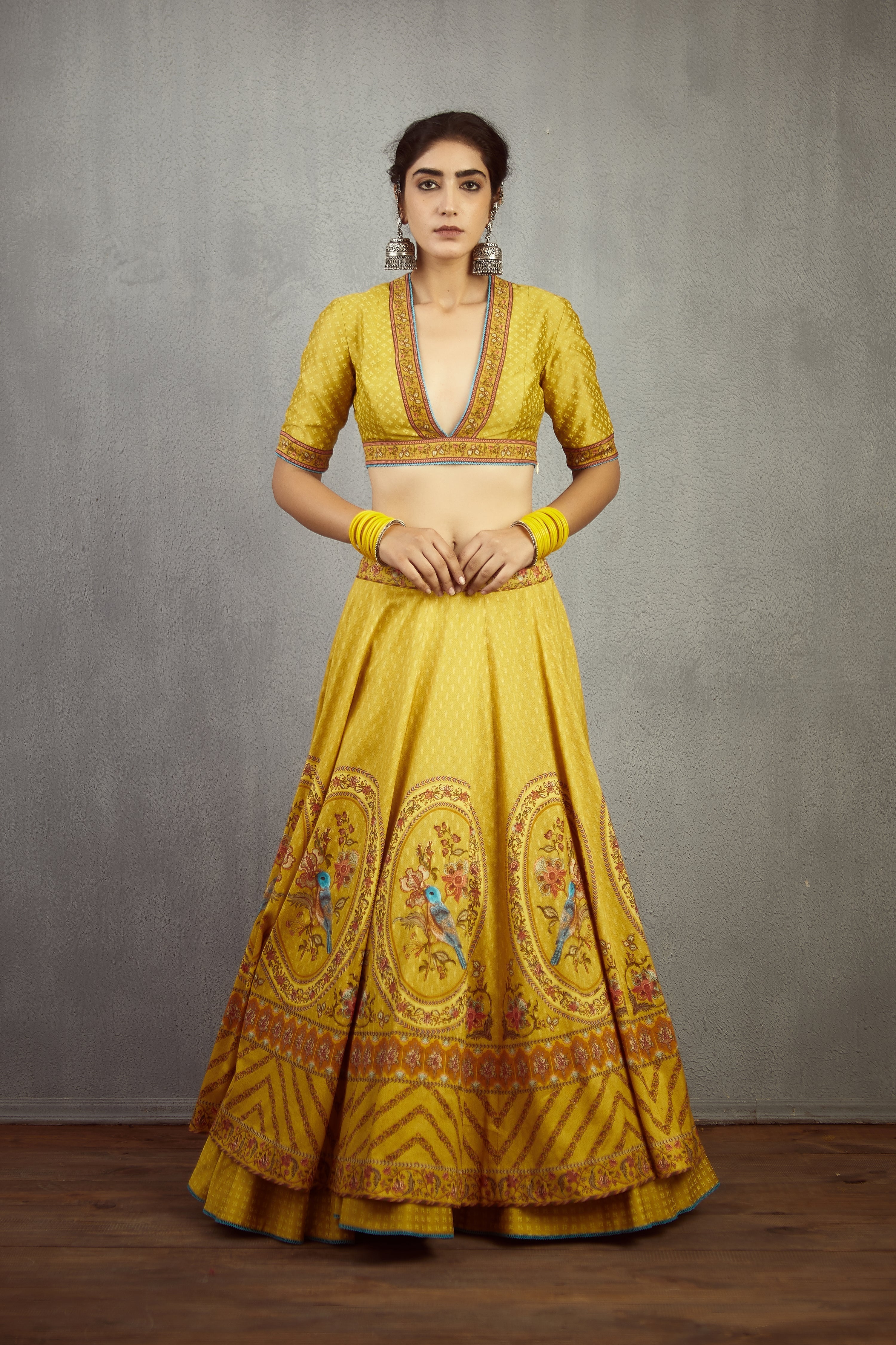 Sunehra Padmini Odhni