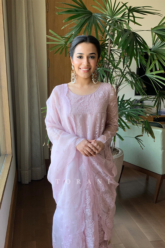 Jasmyn Kaur in our Bakaayan Paavni Kurta Set