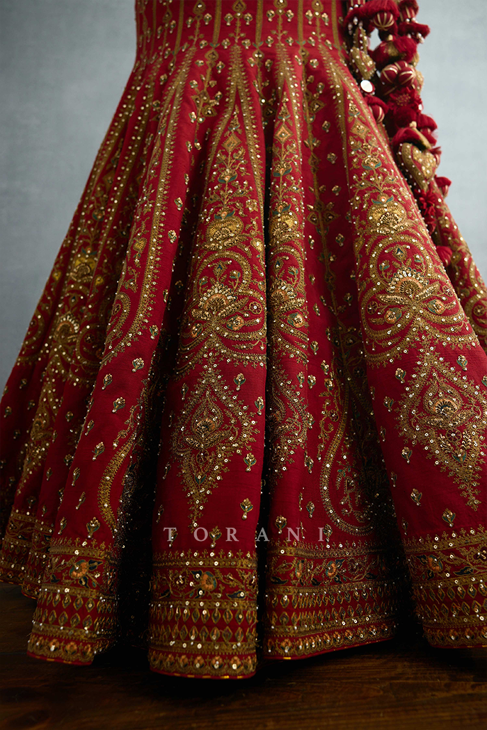 Shamse Raisa Lehenga Set