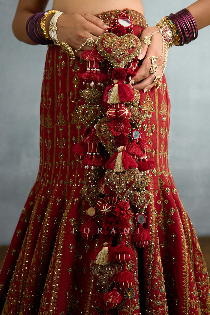 Shamse Raisa Lehenga Set