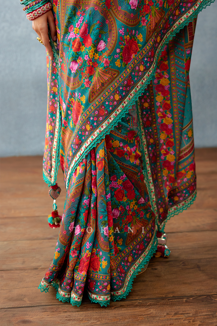 Dil Nawaz Zahra Saree