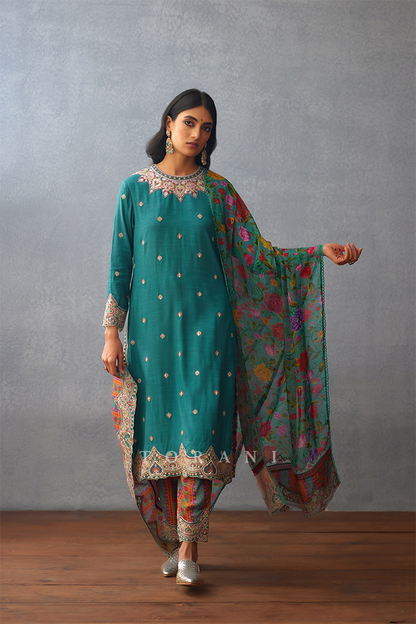 Dil Nawaz Urvi Kurta Set