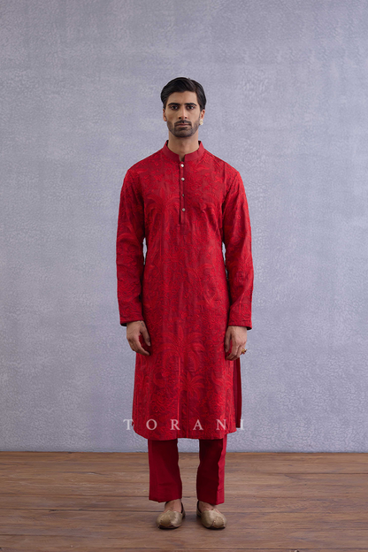 Surkh Aaqib Kurta Set