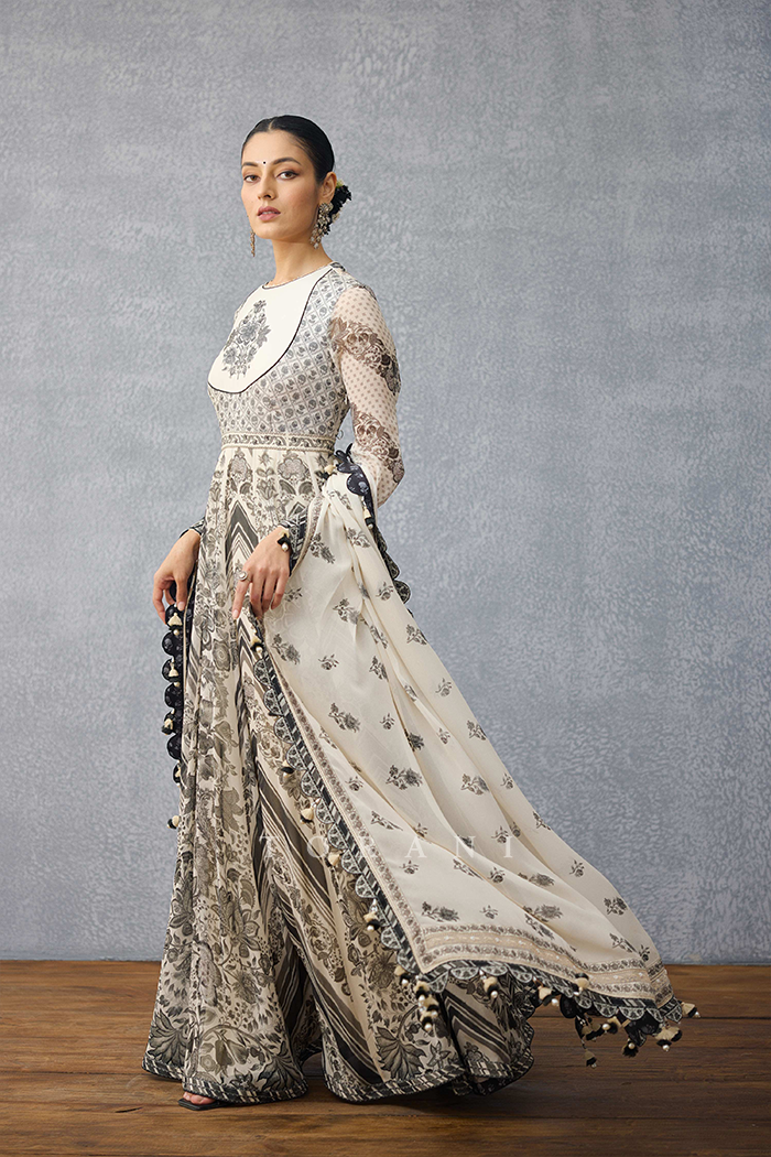 Kalamkari Naynaa Odhni