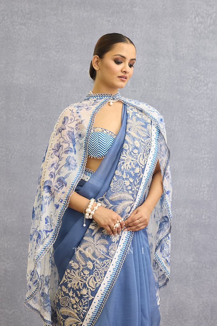 Neeli Gauraiya Amogha Cape