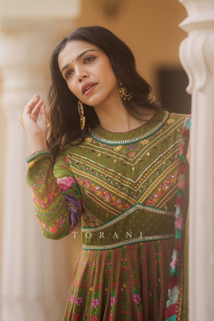 Shriya Pilgaonkar in our Dil Saaz Zareen Anarkali Set