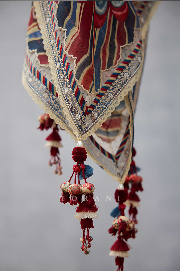 Coromandel Tanuja Odhni