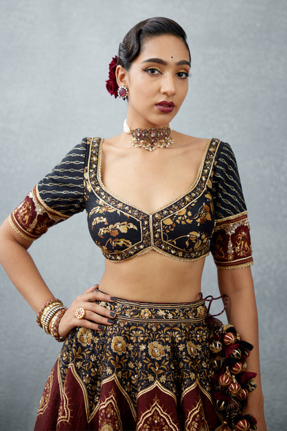 Gulnar Mahnaz Lehenga Set