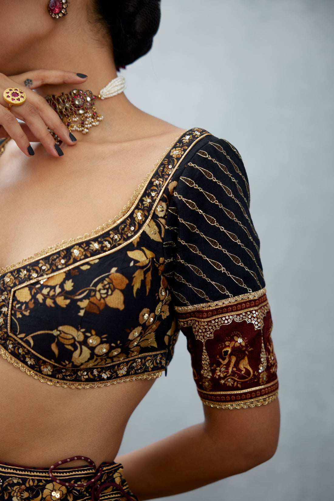 Gulghast Mahnaz Blouse