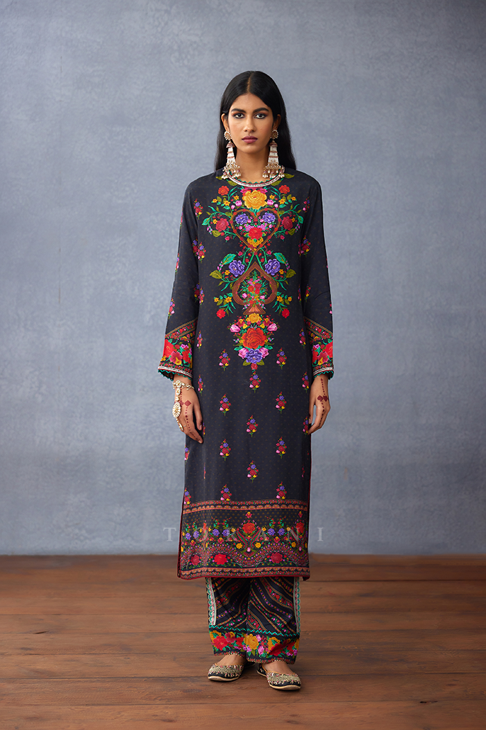 Dil Shaad Adya Kurta Set