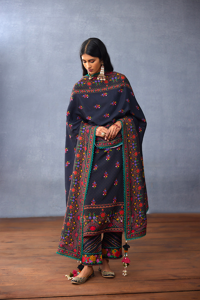 Dil Shaad Adya Odhni