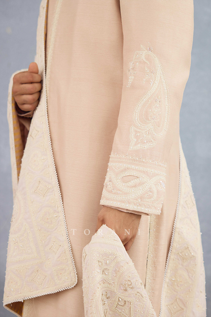 Noore Mashuk Sherwani