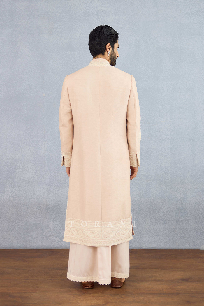 Noore Mashuk Sherwani