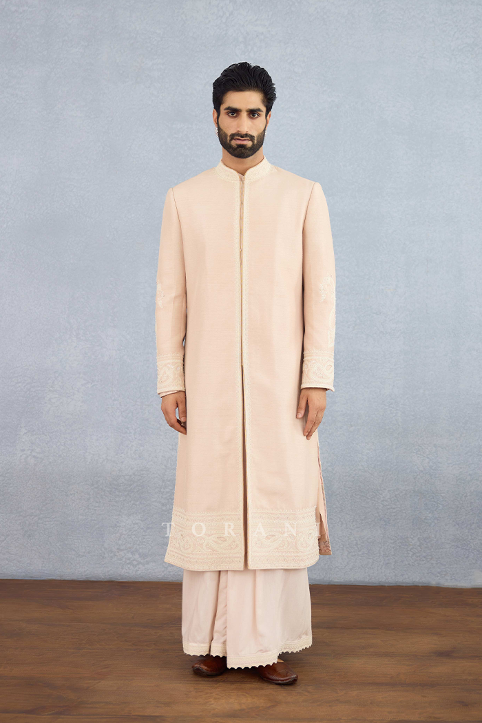 Noore Mashuk Dhoti Set
