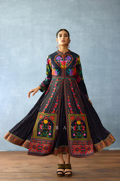 Tabu in our Dil Shaad Amara Jacket Set