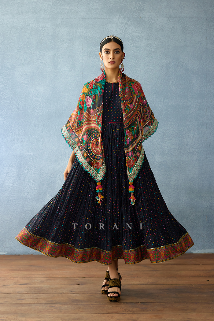 Dil Shaad Zumena Scarf